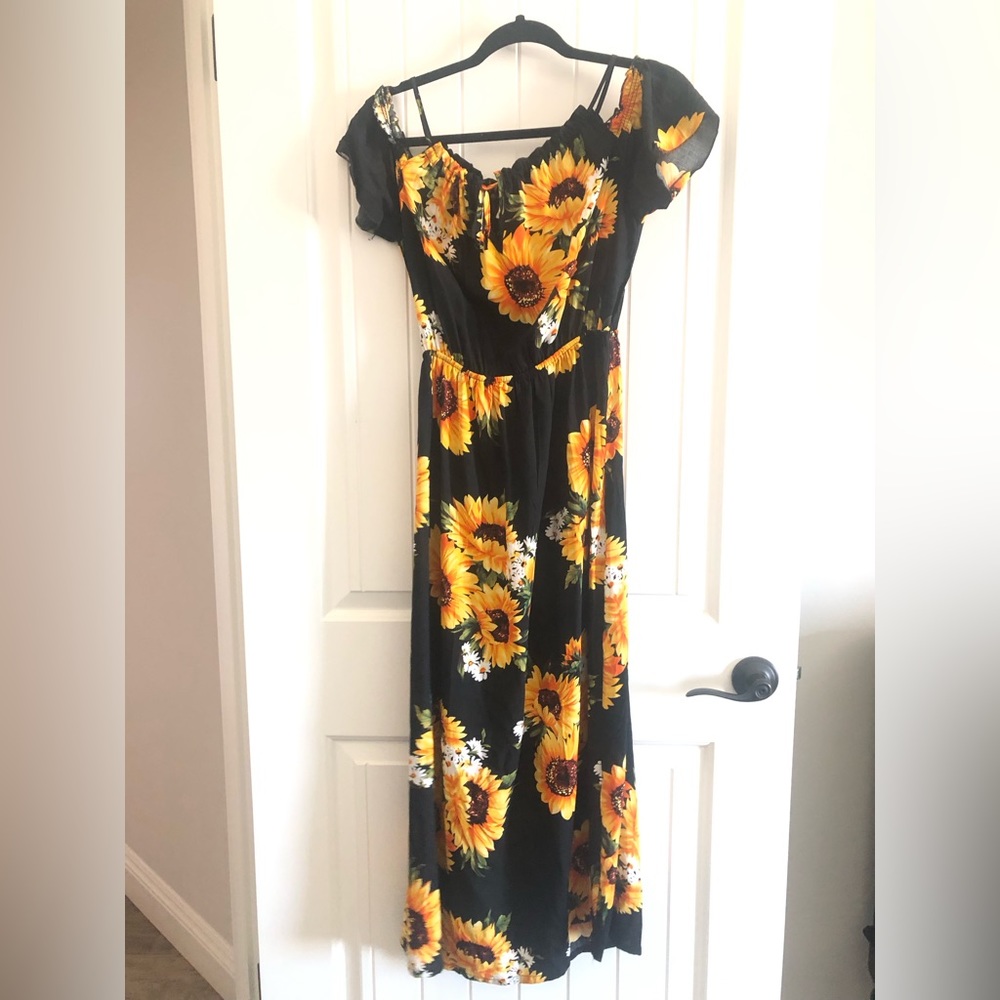 Nali Collection Sunflower off shoulders dress
